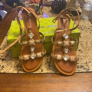 Gianni Bini sandals size 11